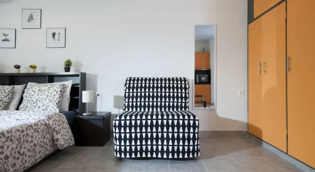 Cozy Fully Renovated Studio in Holargos