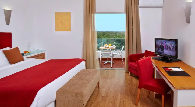 Run of House Alcazar Hotel & SPA
