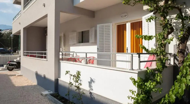 Апартаменты Apartment Plaza
