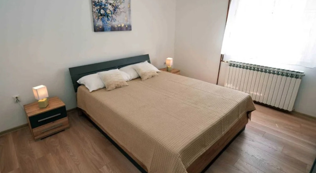 Апартаменты с видом на сад Apartments Enida