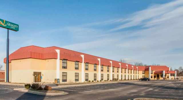 Люкс Quality Inn Seymour I-65