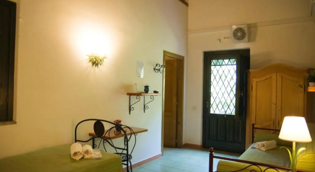 Четырёхместный номер Standard Antico Borgo Etneo Country Hotel