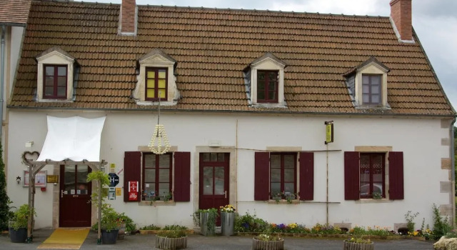 Au Coeur de Meaulne, Book Hotel Hoteller i Allier med morgenmad, Morgenmad