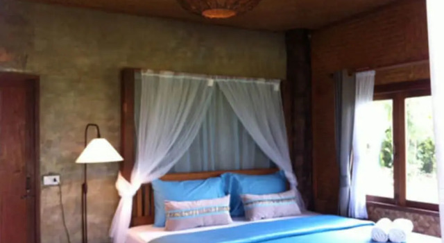 Коттедж Deluxe с балконом Vimarnkiri Resort