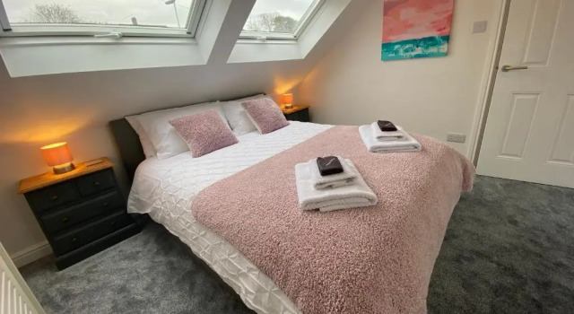 Willows Worthing 4 bed With ev Charger & sea Views, Забронировать Отель Отели Исторического графства Суссекса с парковкой, Парковка