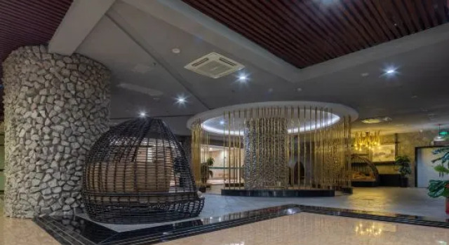 Xifeng Hotel, Rezerwuj Hotel Hotele w Xifeng z parkingiem, Parking