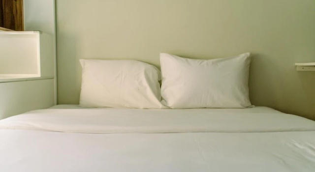Comfort Living 1Br With Extra Room Apartment At Mt Haryono Residence, Book Apartment Jakarta Jakarta Province