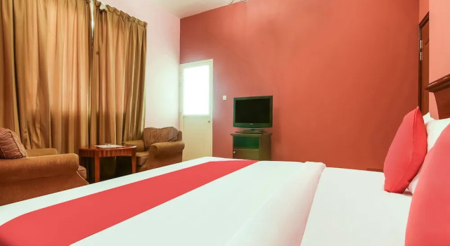 Апартаменты Standard Oasis Hotel Apartment