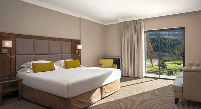Номер Superior Premier Resort Sani Pass