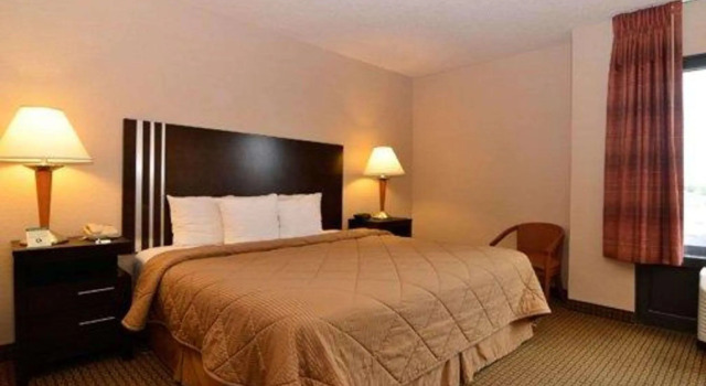 Двухместный люкс Business Sonesta Essential NW Houston