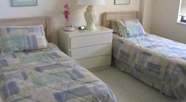 Anna Marie Island Apartments