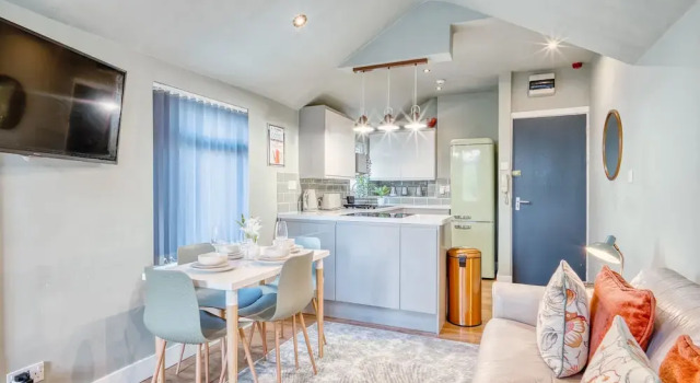 Stylish 2Bed 10 min to Centre Garden, Забронировать Отель Отели Кардиффа 3 звезды, рядом с Кардифф Сити, 3*
