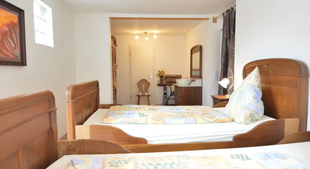 Holiday Home in Morscheid-riedenburg With Balcony, Book Hotel Morbach Hunsrück