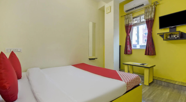 OYO 73192 Vip Comfort Inn, Prenota Hotel Hotel a West Bengal con parcheggio, Parcheggio