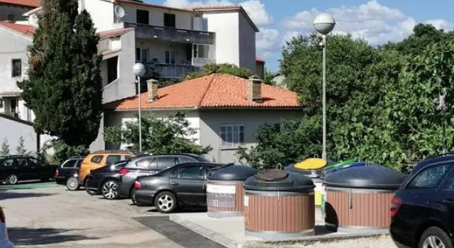 Tin 1, Prenota Hotel Hotel a Isole Quarnerine con parcheggio, Parcheggio