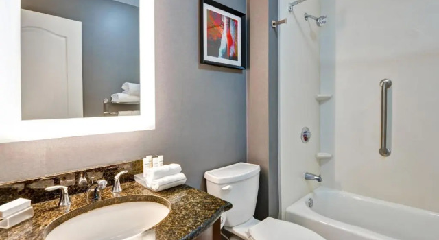Двухместный люкс Fireplace c 1 комнатой Homewood Suites by Hilton Boston Cambridge-Arlington, MA