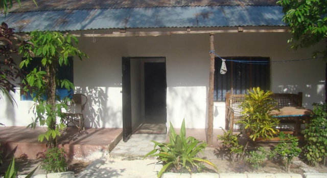 Tabasam Beach Bungalow & Restaurant