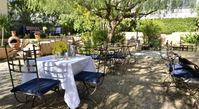 Семейный номер Standard с видом на сад Hôtel La Petite Bohème
