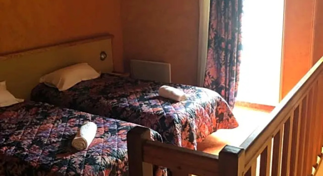 Семейный номер Standard Fasthôtel Pont-Audemer -LE DRAKKAR -un hôtel FH Confort