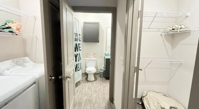 Апартаменты Sexy & Sensual 1BR Escape