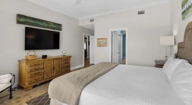 Legacy 303: Beachfront Retreat on 30a!