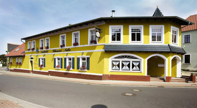 Landhotel Schwarzer Adler, Rezervovat Hotel Hotely v Sasko-Anhaltsko s bazénem, Bazén
