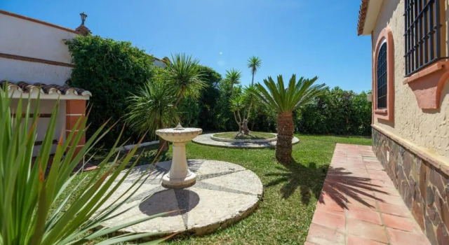 LXR Villa frente al Mar 3HAB, Prenota Villa Hotel a Mijas con piscina, Piscina