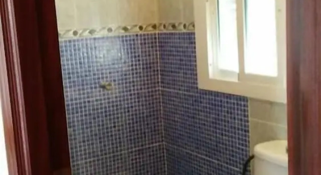 Четырёхместный номер Standard с балконом Hostal las Parcelas
