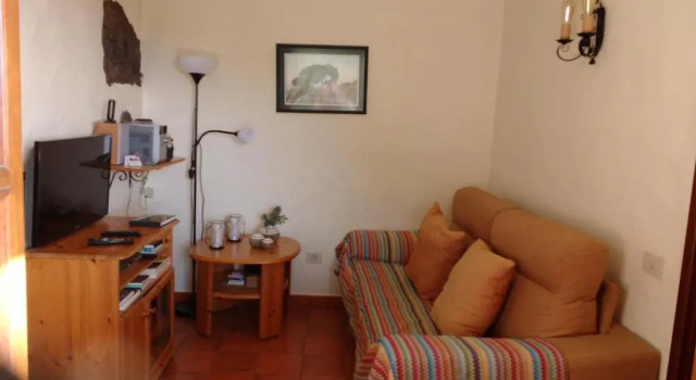Casa Rural El Valle, Book Hotel Hotels in Valverde with Parking, Parking