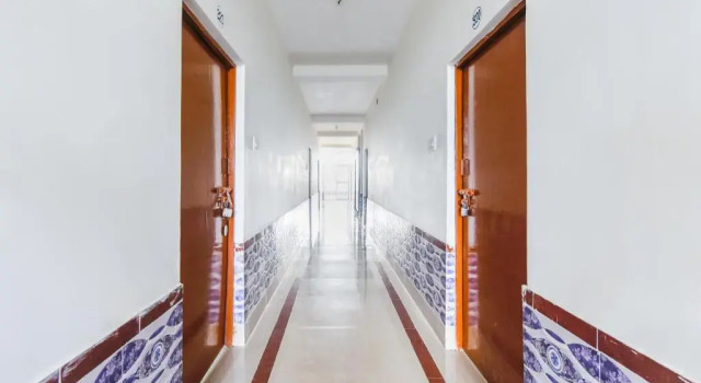 Killi Tourist Home by OYO Rooms, Забронировать Отель Отели штата Кералы с парковкой, Парковка