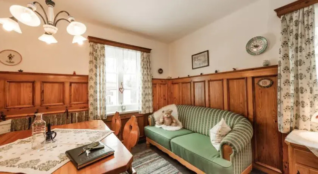 Chalet Kerstin, Rezerwuj Chalet Hotele w Salzburg z parkingiem, Parking