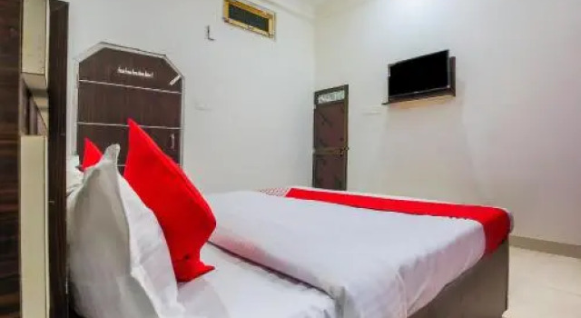 Maa Vaishno Guest House by OYO Rooms, Забронировать Гостевой дом Гостевые дома Айодхья, Гостевой дом