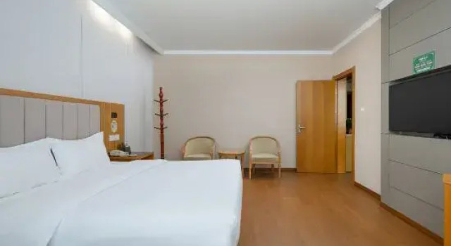 Люкс GreenTree Inn Yancheng Dongtai Huiyang Road Guofu Hotel