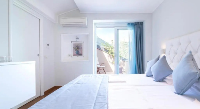 Hotel Baia DOro, Забронировать Отель Гарньяно озеро Гарда