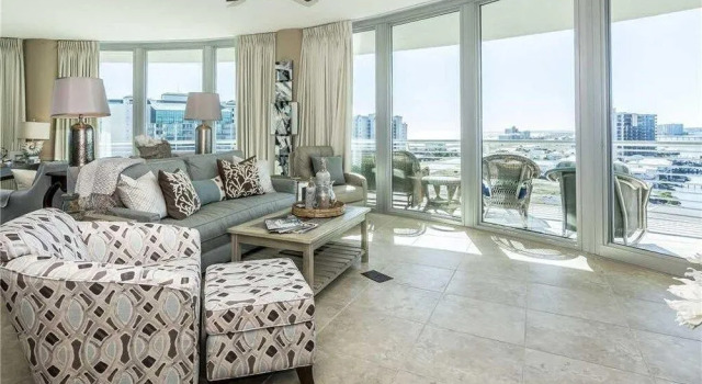 Bella Luna 1001 - 3 Br condo by RedAwning