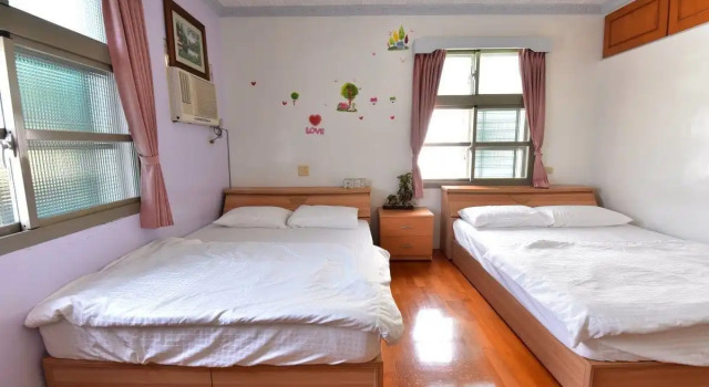 YoYo MaAn B&B, Boek Bed and Breakfast Hotels in Xiaoliuqiu met zwembad, Zwembad