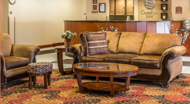 Quality Inn, Забронировать Отель Отели Нью-Буффало с завтраком, рядом с New Buffalo Railroad Museum, Завтраки