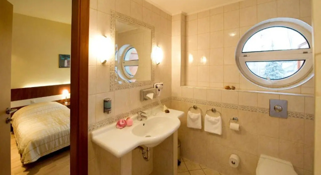 Номер Standard Holiday Beach Budapest Hotel