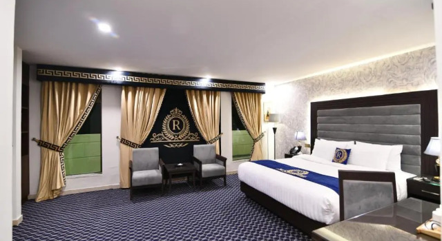 Номер Superior Royal Regency Hotel