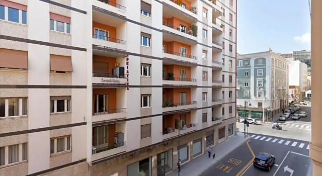 BB22 Cagliari, Забронировать Отель Кальяри Южная Сардиния, рядом с Национальный археологический музей