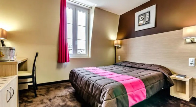 Двухместный номер Standard с балконом Hôtel Saint Louis de France