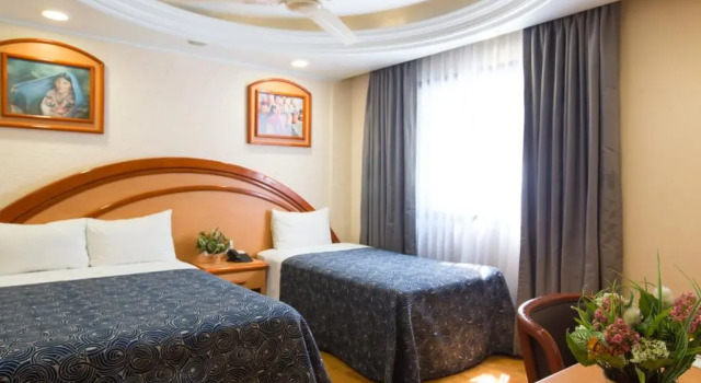 Трёхместный номер Standard Hotel Diligencias