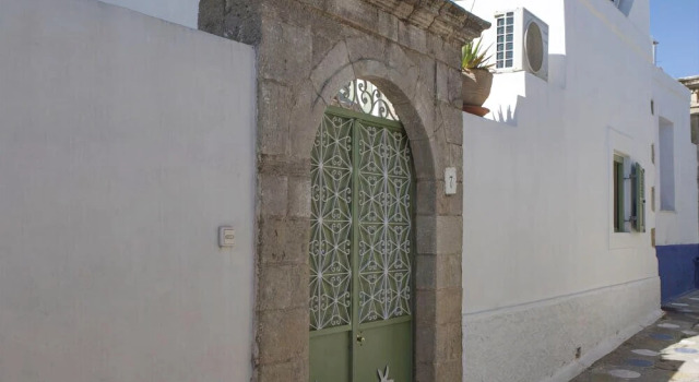 Myrtia House