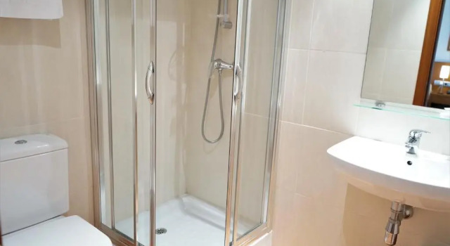 Трёхместный номер Standard Hotel Santuari Balaguer