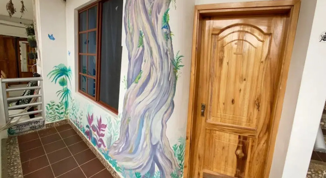 Hostal Quentin, Book Hotel Hotels in Manabi with Parking, Parking