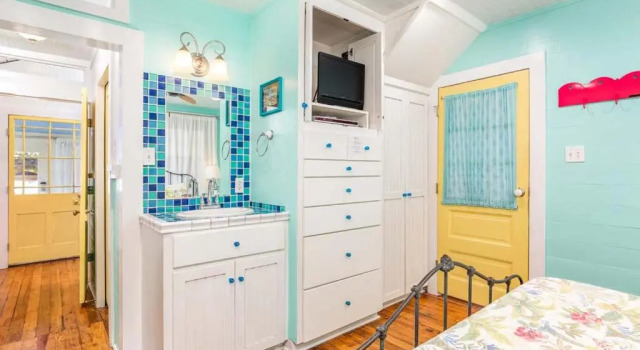 Island Bliss Tybee Vacation Rentals, Rezerwuj Hotel Hotele w Tybee Island z parkingiem, Parking