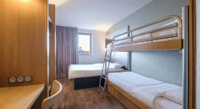 Номер Standard B&B HOTEL Calais Centre St Pierre