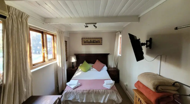 Pebble Fountain Guesthouse, Boek Pension Pretoria 