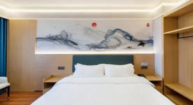 Люкс Deluxe Beiliu Grand Hotel (Guijiang Pearl Pedestrian Street)