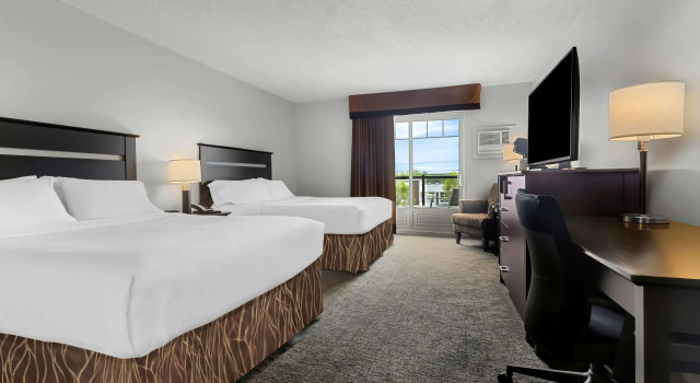 Четырёхместный номер Standard Best Western Plus Mont-Laurier